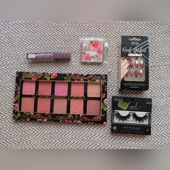 Beauty Creations Press-On Nails - Rose and Mauve bundle Of 5 Items - Picture 2 of 2